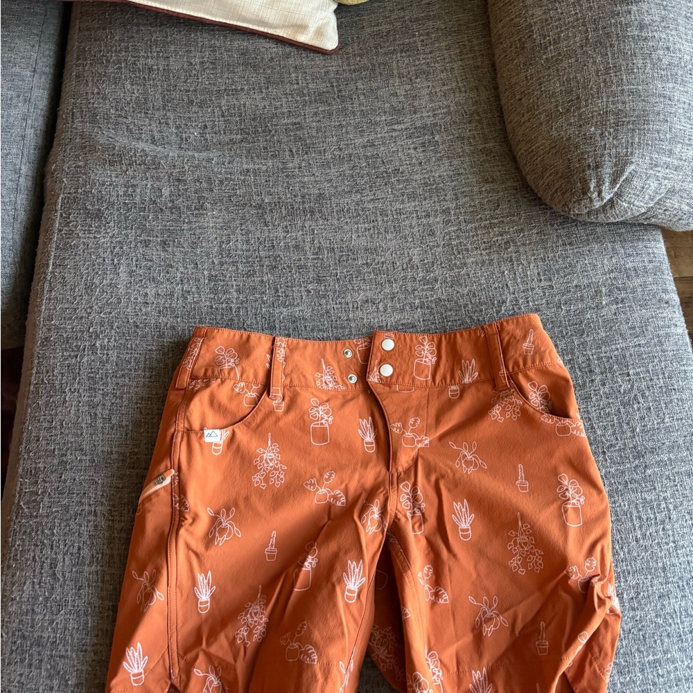 Orange and White Bike Shorts with Distinctive Style
